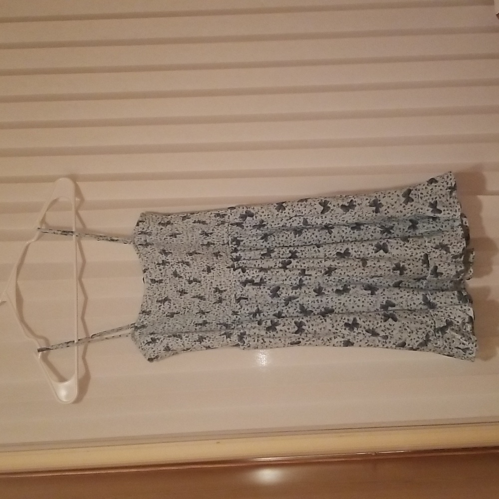 Women’s NWOT Forever 21 dress